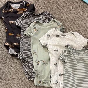 Newborn pack of onesies